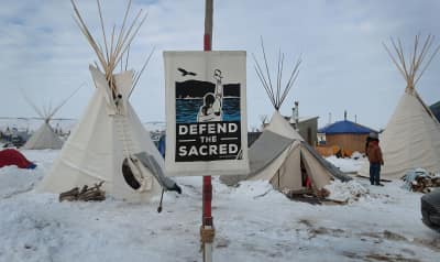 Trump Signs Executive Orders To Advance Keystone And Dakota Pipelines