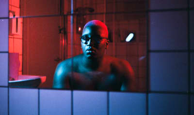 SIPHO. flips a U.K. garage classic on new song “BODIES”