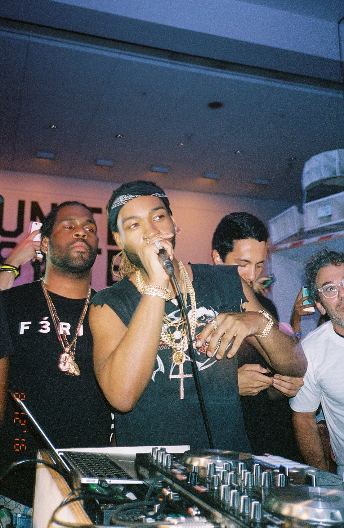 PARTYNEXTDOOR Thanked His Fans At The Brooklyn Museum On Friday Night