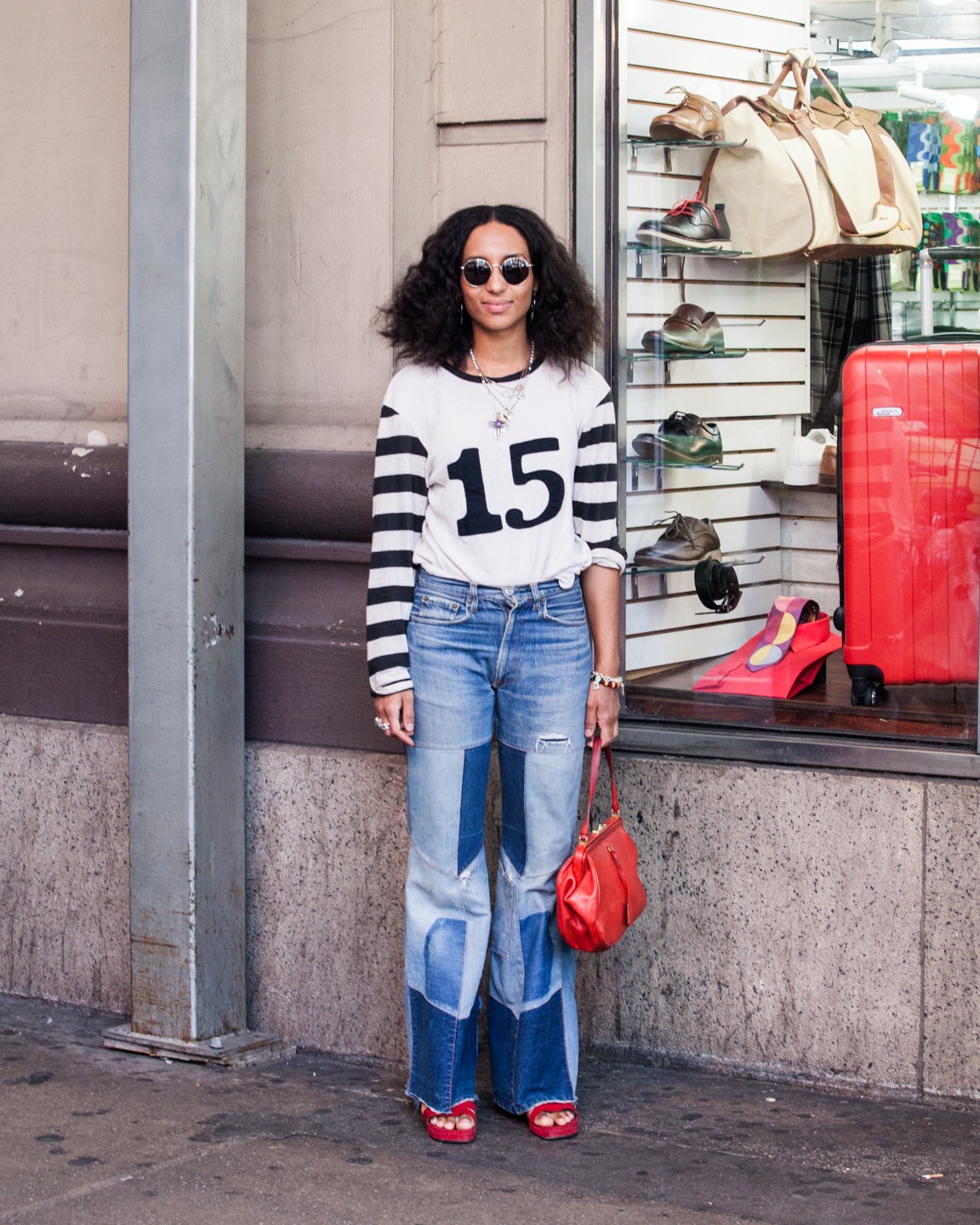25 Low-Key Outfits That Make A Shirt And Jeans Look Avant-Garde