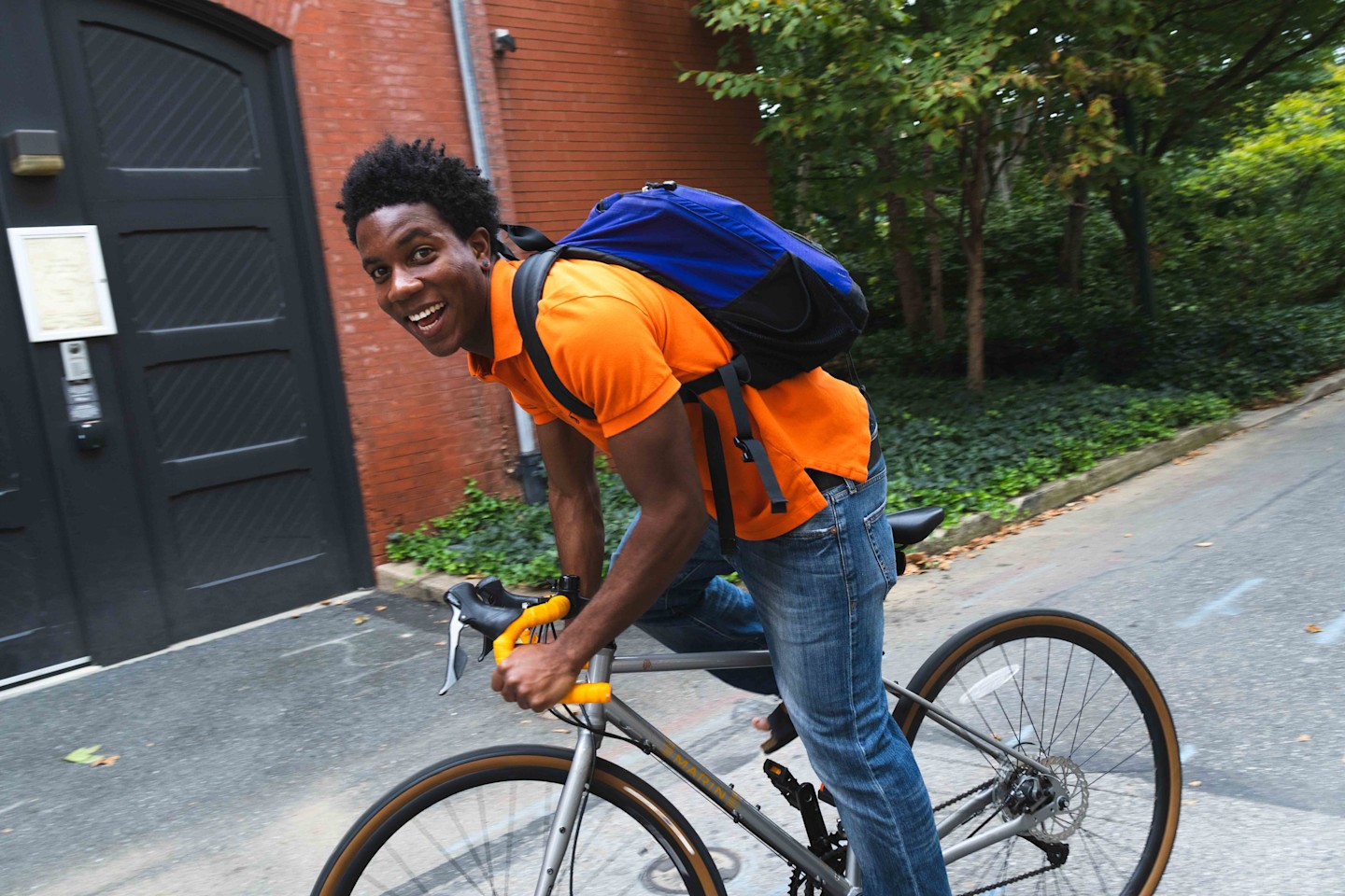 48 college students in the US share their fits, music, and advice