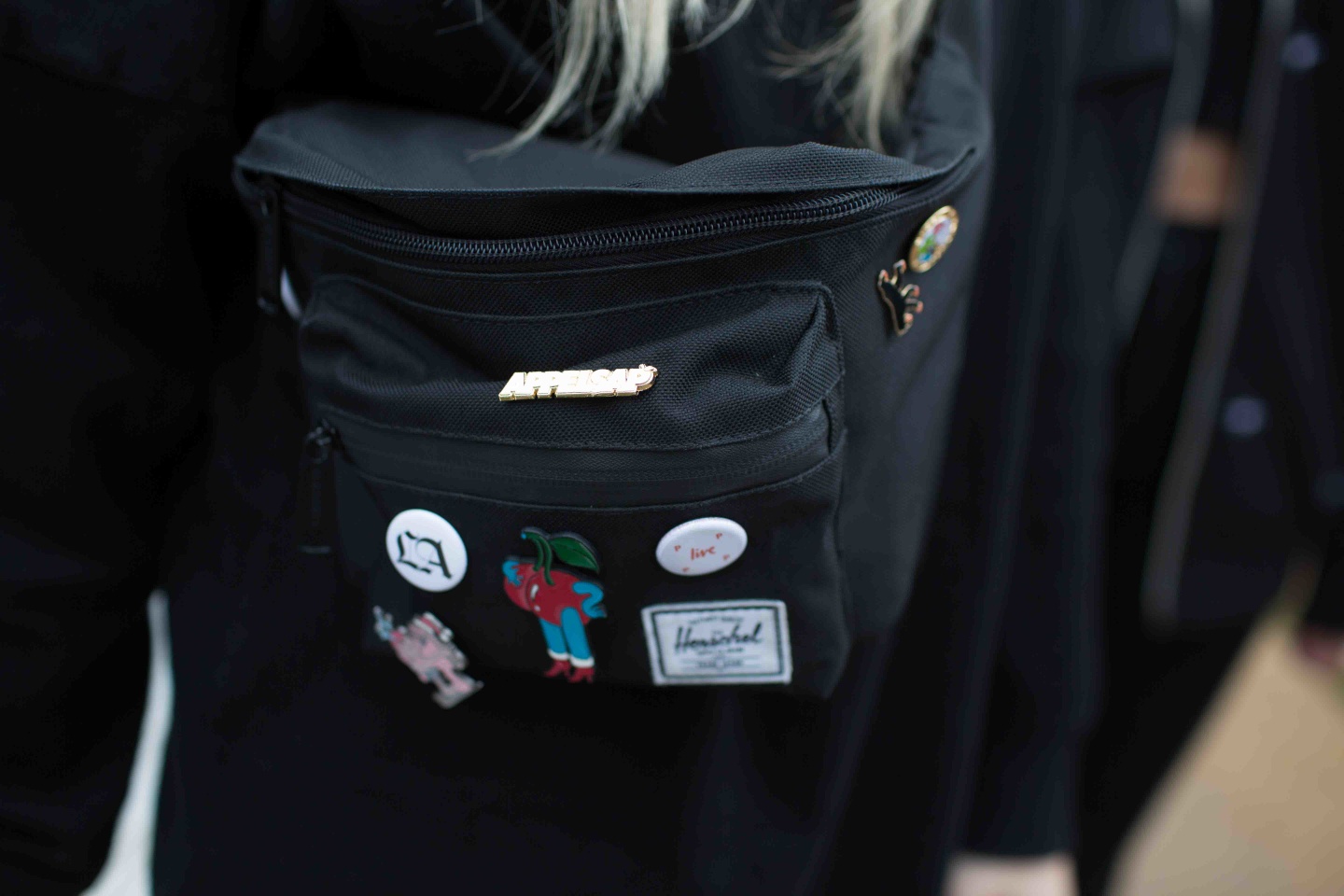 16 Reasons You Need To Go Buy A Fanny Pack Right Now