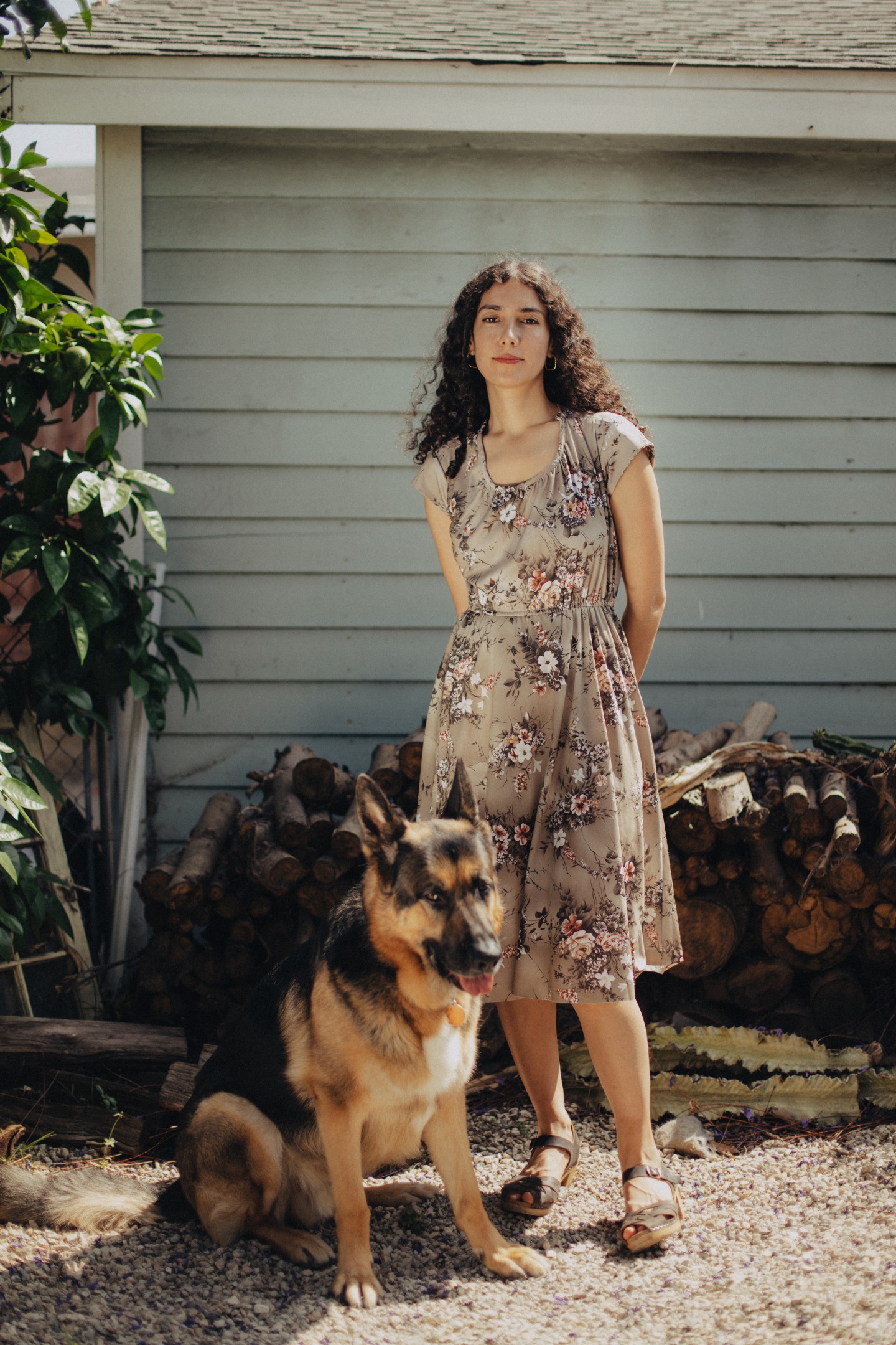 Bedouine Made A Modern Folk Masterpiece The First Time She Tried