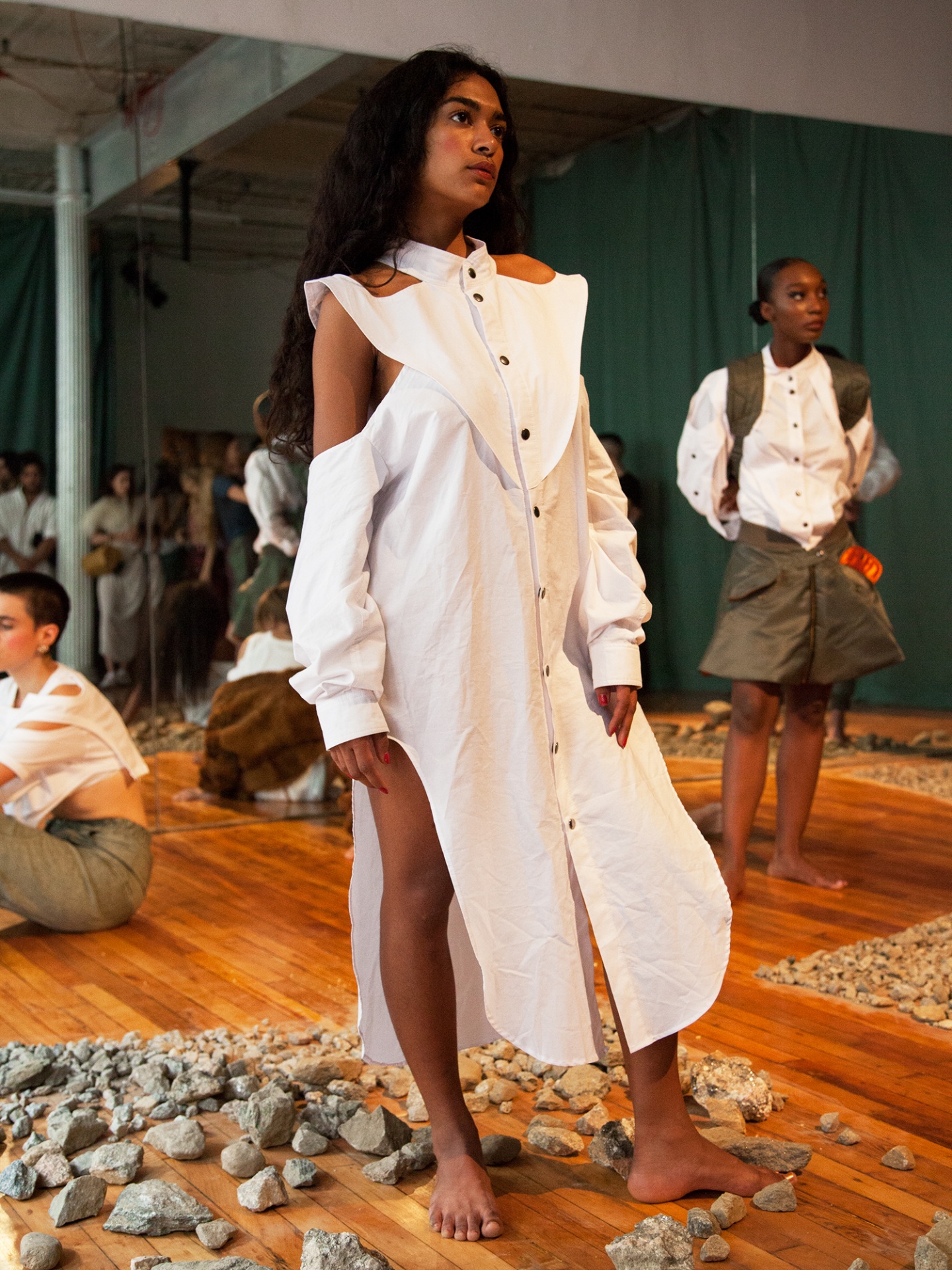 VEJAS’ Spring Presentation Was Like Waking From A Strange Dream