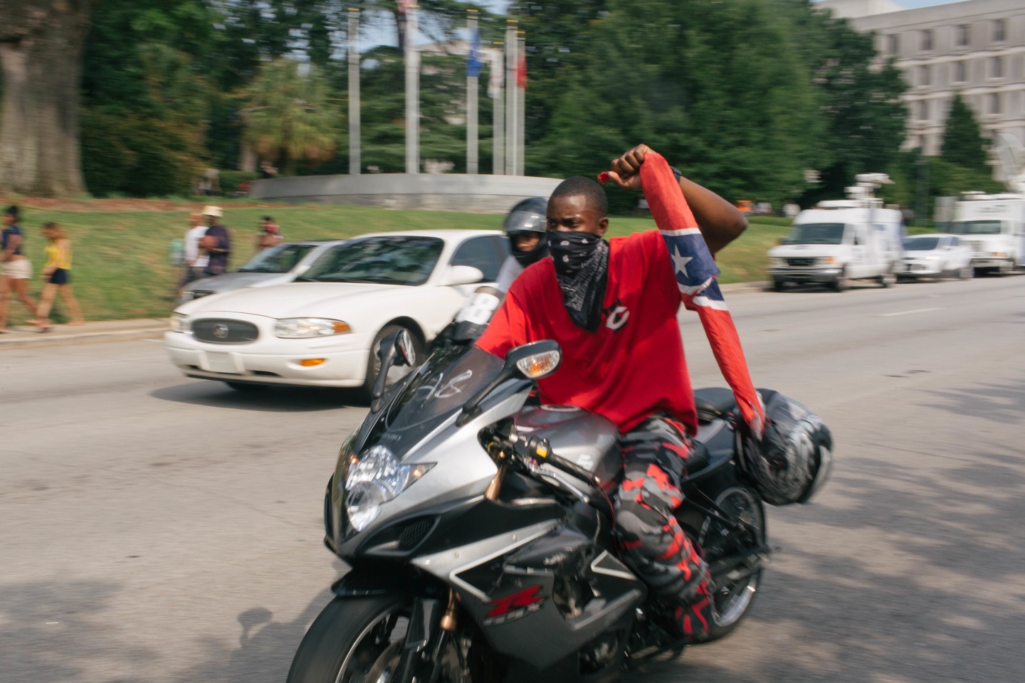 This Is What South Carolina’s Clashing Protests Actually Looked Like