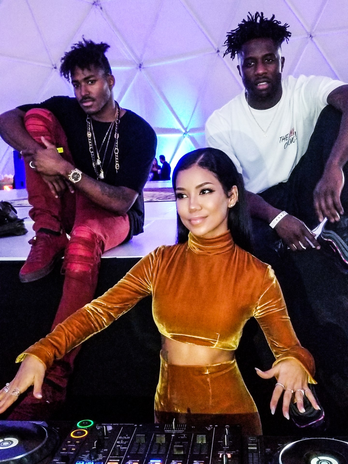 Jhené Aiko’s Art Basel exhibition showed why she was unstoppable this year