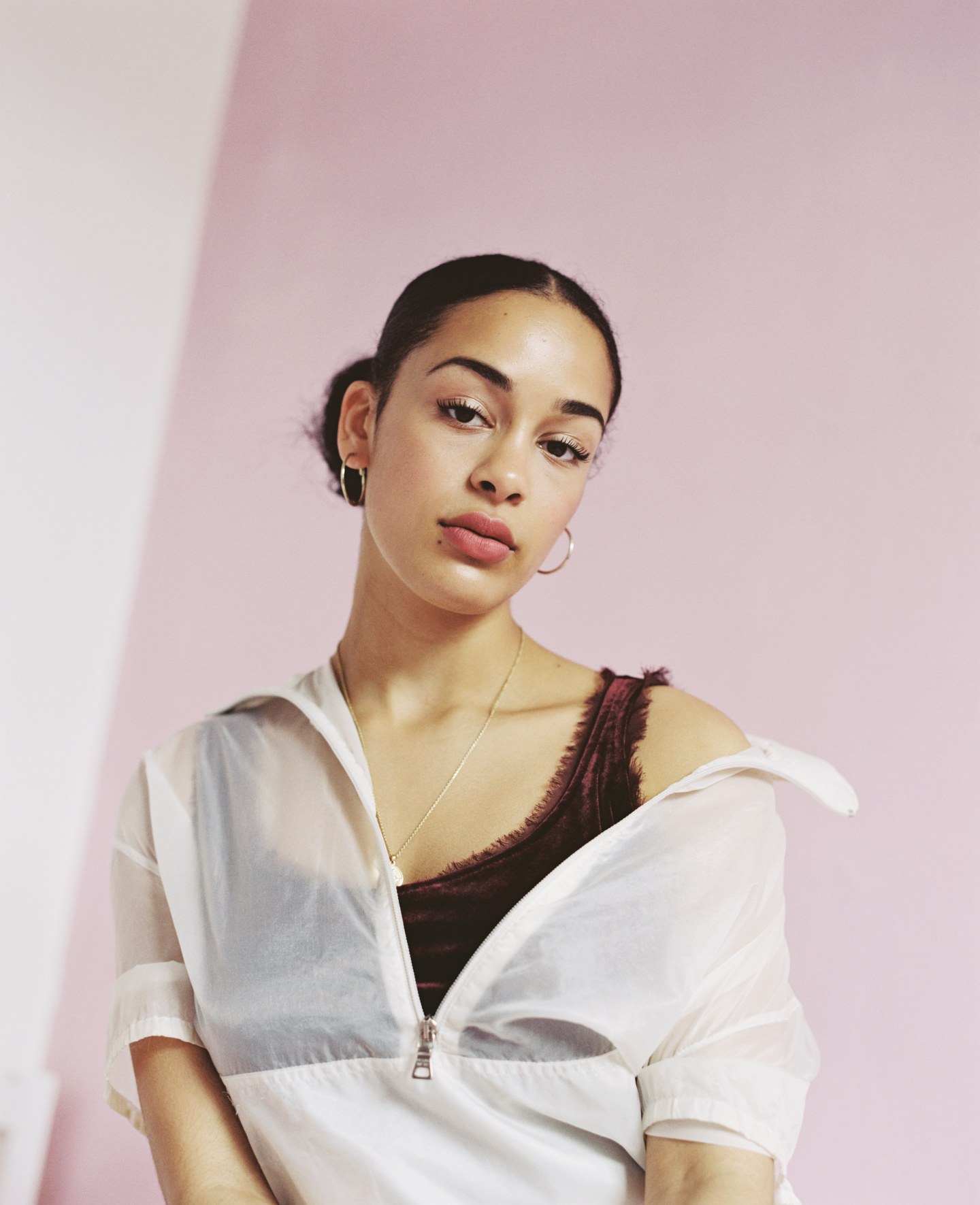 Meet Jorja Smith, The British Teen Conquering Apathy With Soul