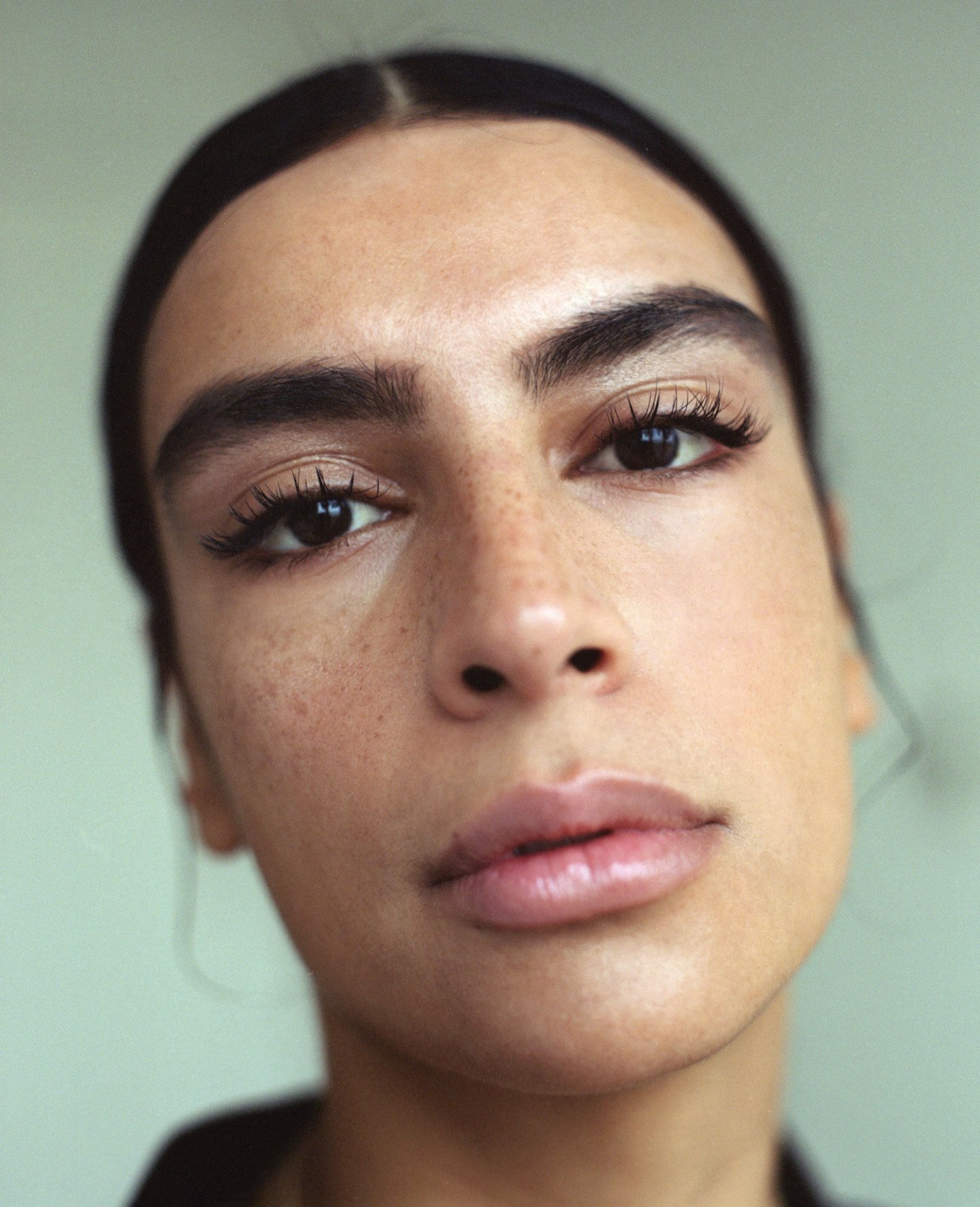 Meet Sevdaliza A Dutch Iranian Roamer Finding A Spiritual Home In Music The Fader