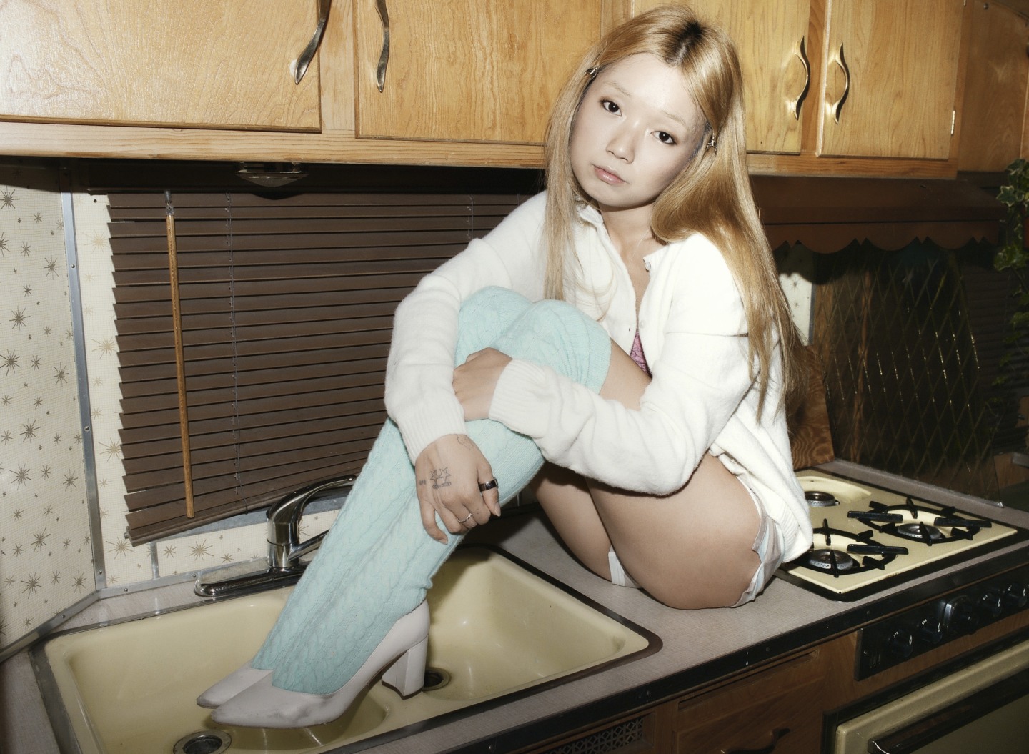 Tiffany Day on 2hollis comparisons and her ’HALO’ breakthrough