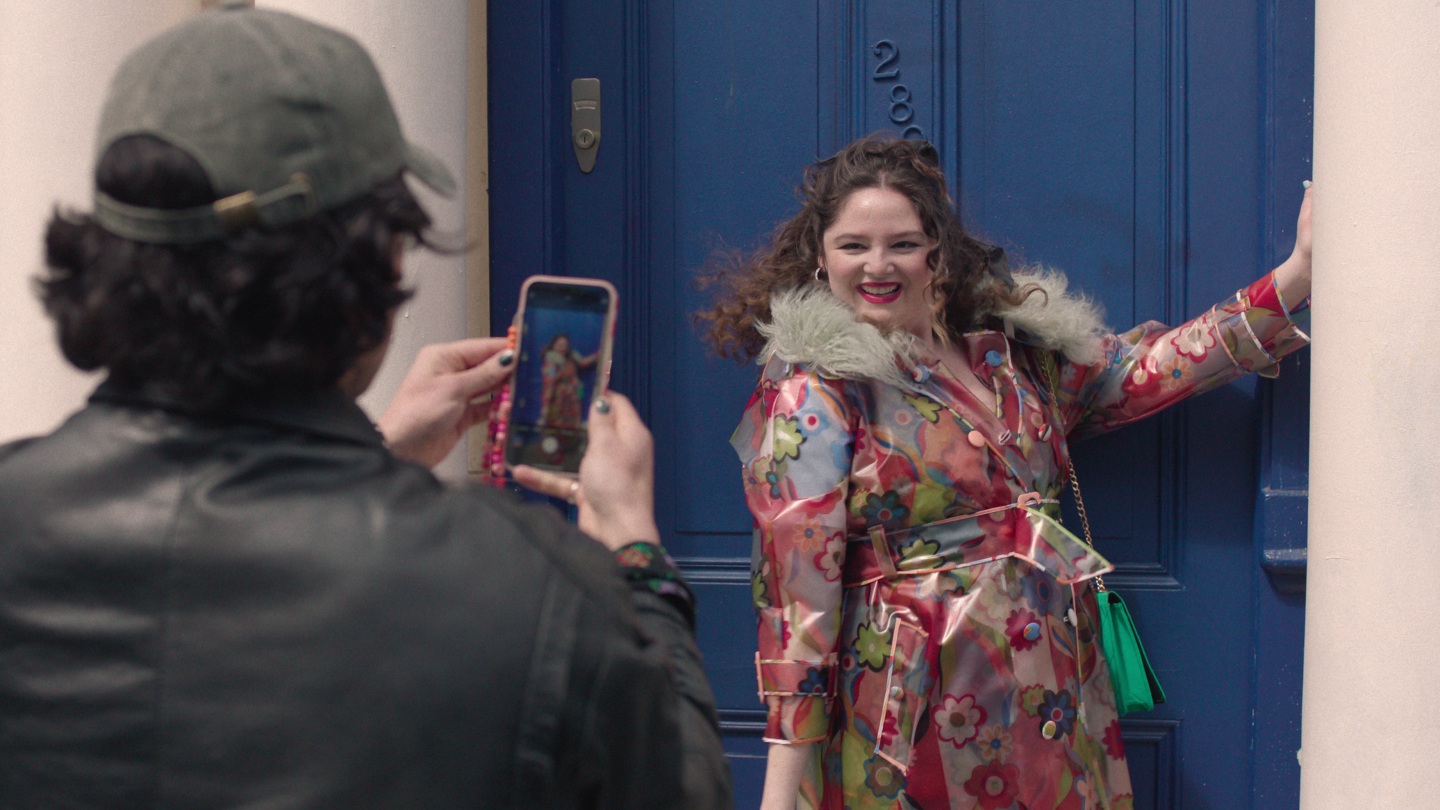 <I>Too Much</i> review: Lena Dunham’s love life makes for an endearing Netflix rom-com