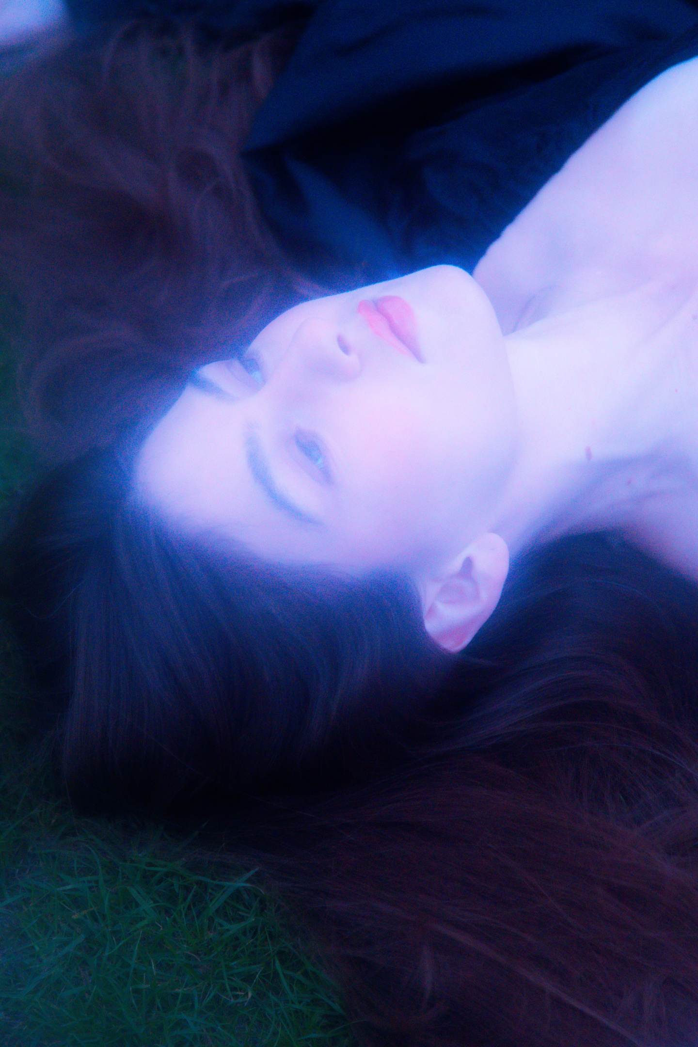 Weyes Blood’s search for the signal in the noise