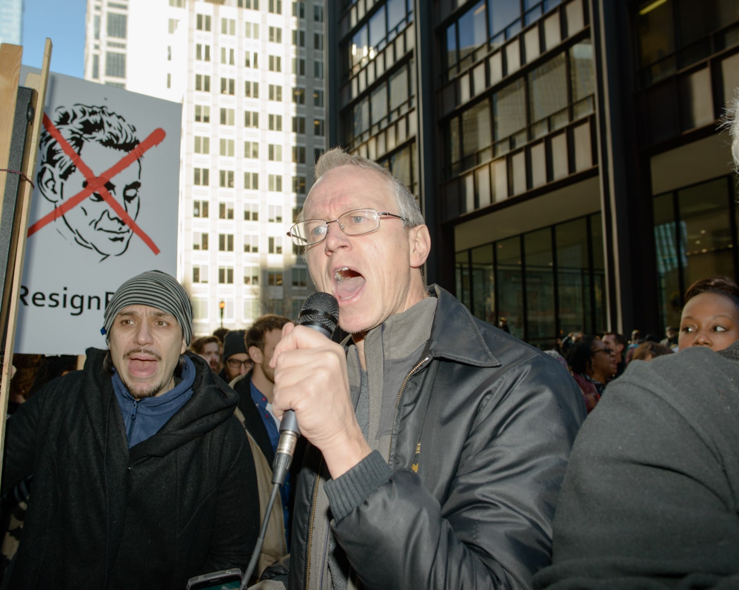 What Chicago’s #ResignRahm Protests Really Looked Like