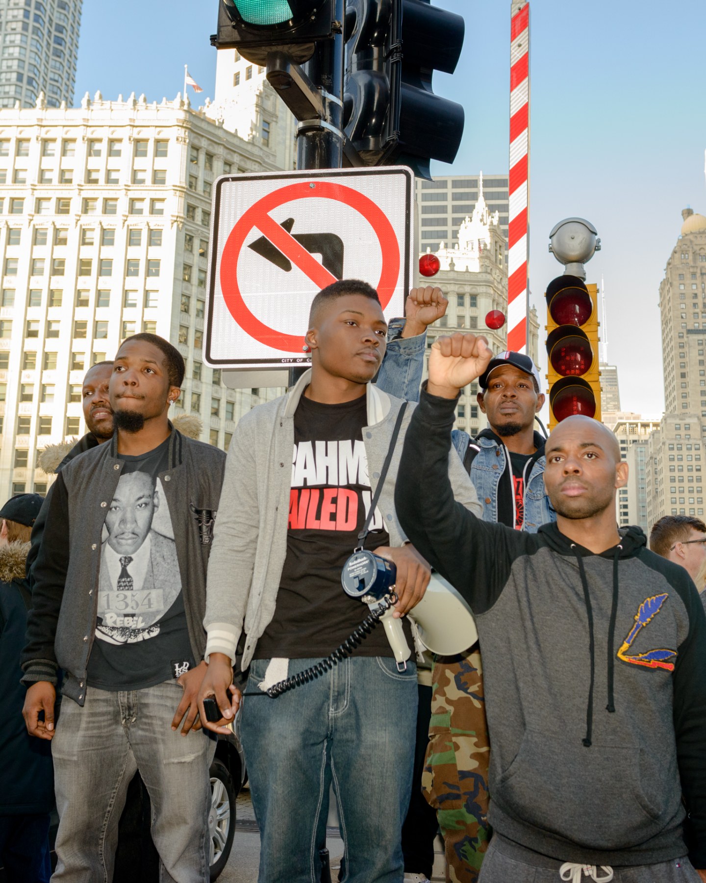 What Chicago’s #ResignRahm Protests Really Looked Like