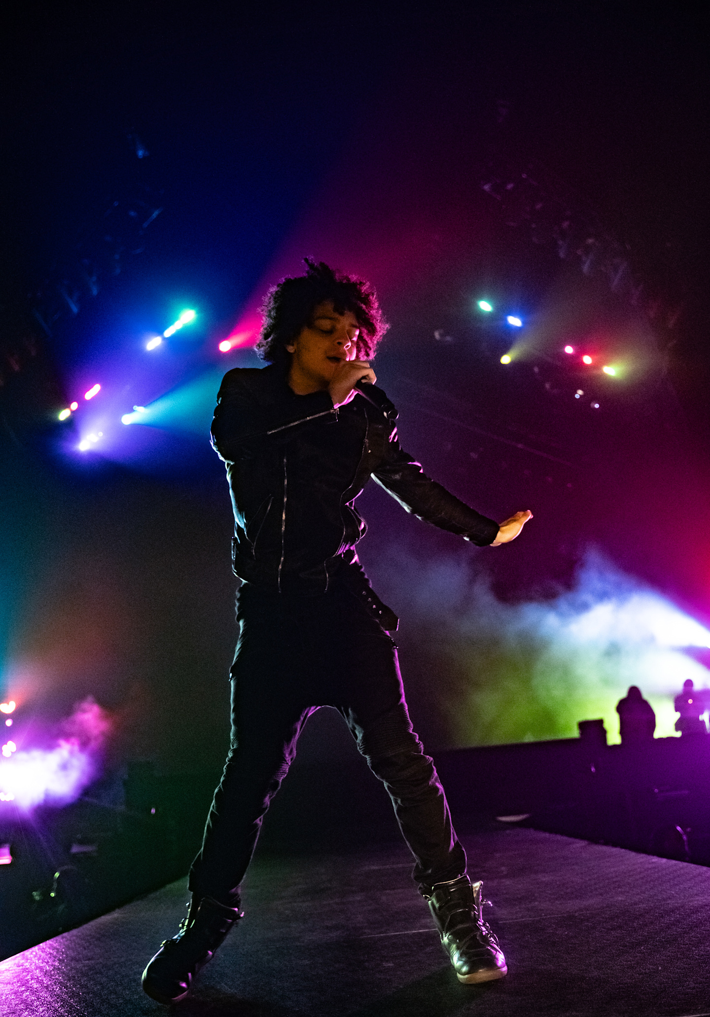 20 photos with aura from the <i>xperiment</i> tour in Brooklyn