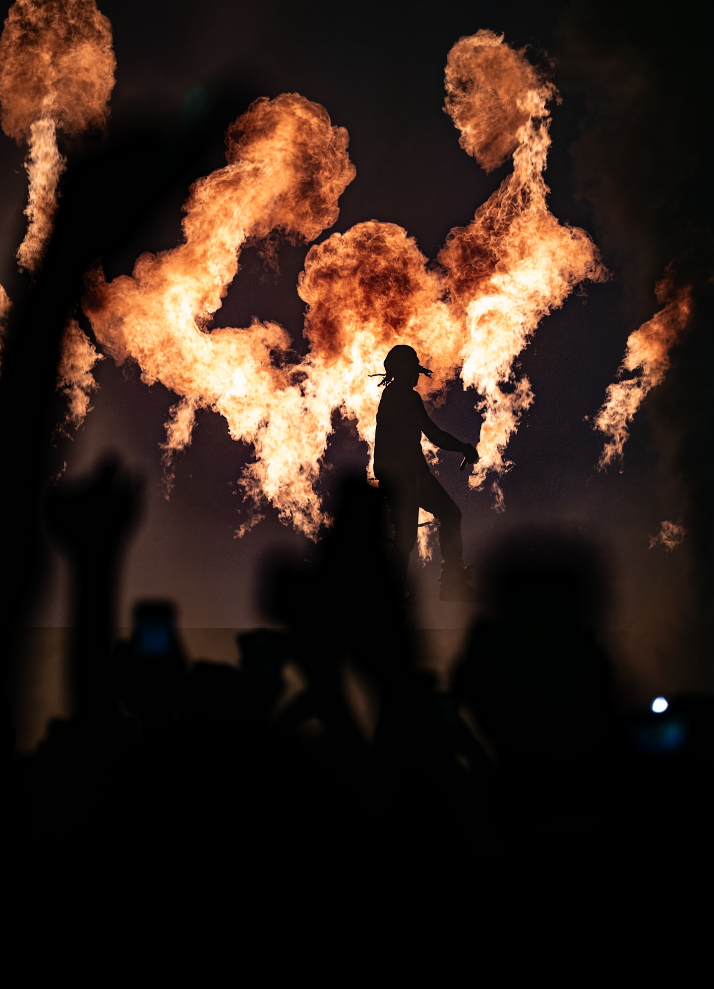20 photos with aura from the <i>xperiment</i> tour in Brooklyn