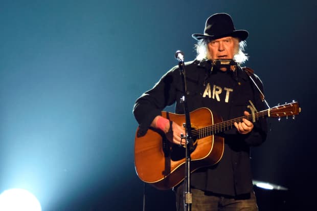 Neil Young confirms that his music will be removed from Spotify in new statement
