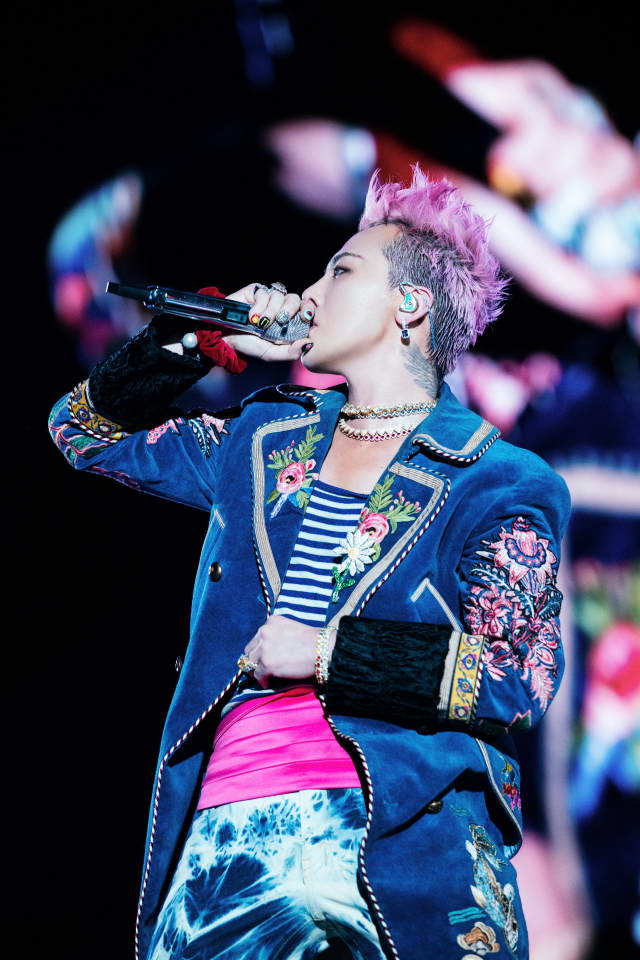 K-POP・アジア G-DRAGON LIVE CONCERT SHINE A LIGHT YESASIA: Recommended Items - G-Dragon Concert - Shine A