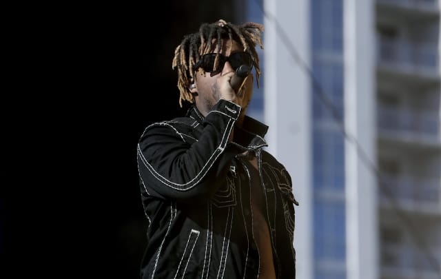 Reports: Chicago rapper Juice WRLD dies after suffering seizure at