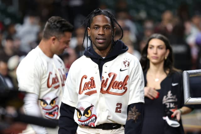 Travis Scott Plays Utopia For The Houston Astros