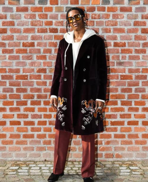 A$AP Rocky reviewing his iconic Gucci fit #asaprocky #grammys2016 #gu