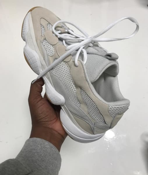 yeezy runner 2017