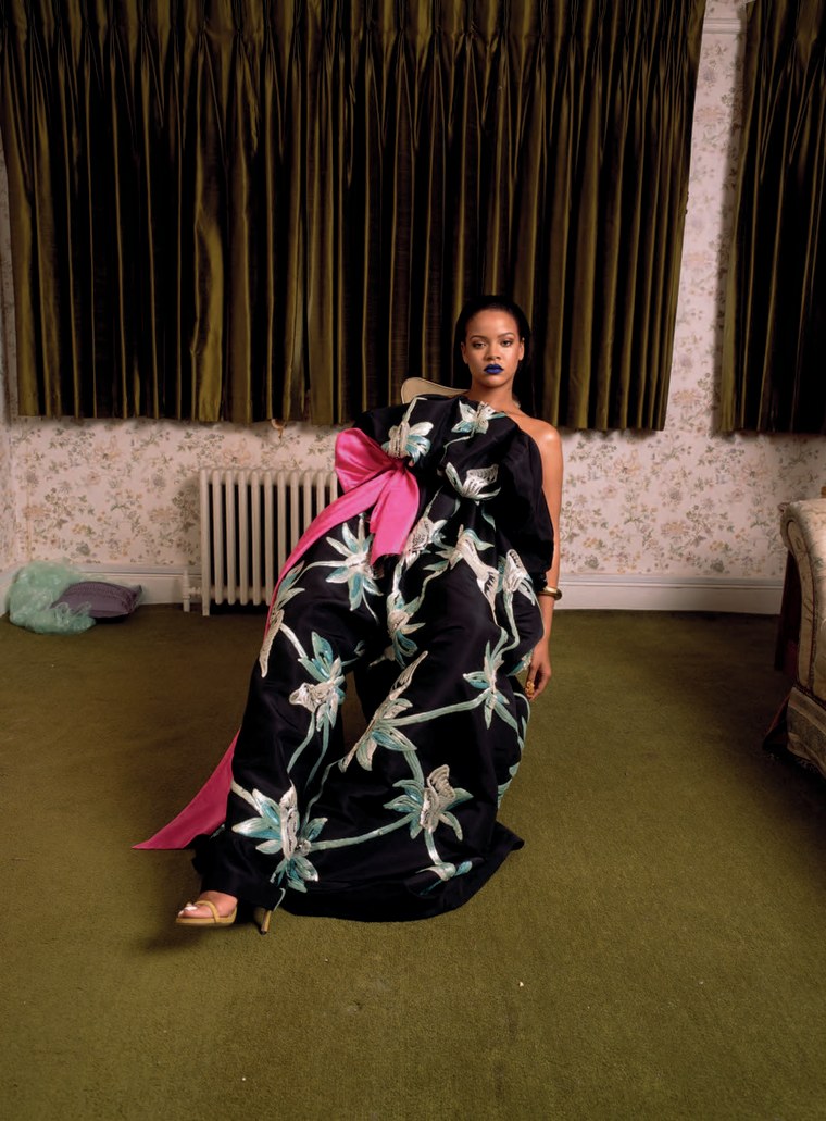 Deana Lawson photographs Rihanna for <i>Garage Magazine</i>