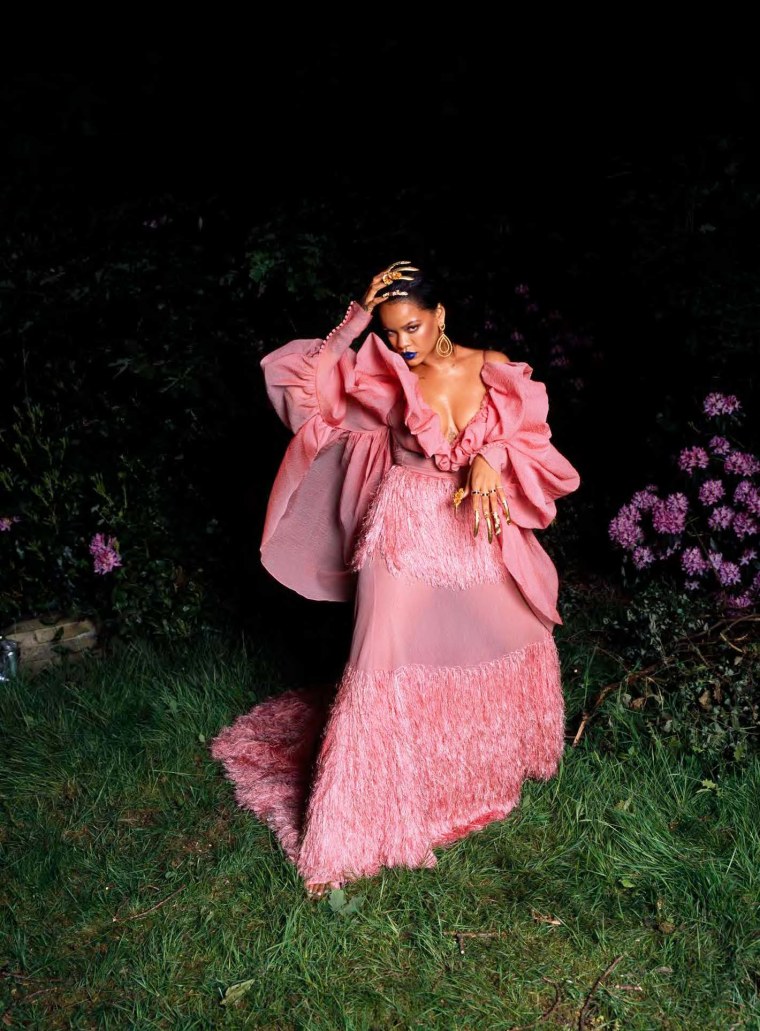 Deana Lawson photographs Rihanna for <i>Garage Magazine</i>