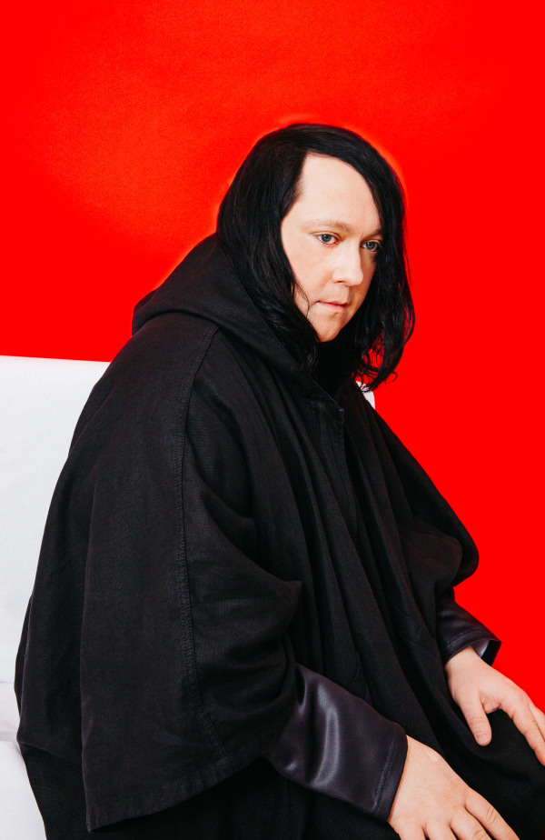 Watch Anohni Perform Songs From <i>Hopelessness</i> Live For The First Time