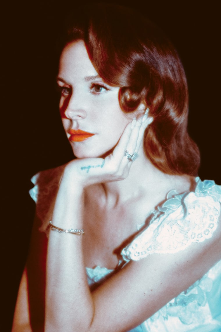 A timeline of Lana Del Rey’s chaotic country album rollout