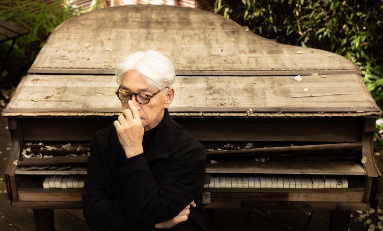 Ryuchi Sakamoto shares new album <i>12</i>