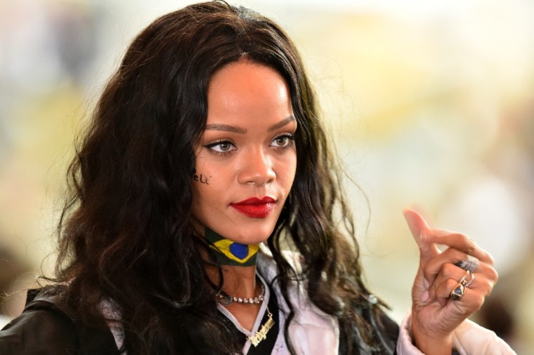 Rihanna Has Been Reaching Out To Dancehall Artists For Her New Album