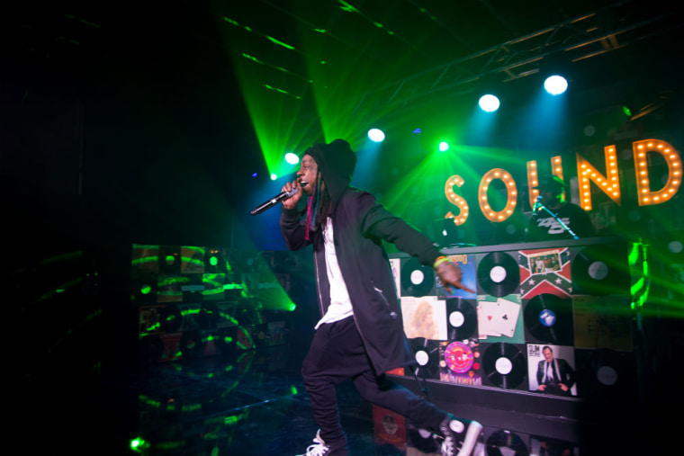 Lil Wayne Returns In Full “Glory”