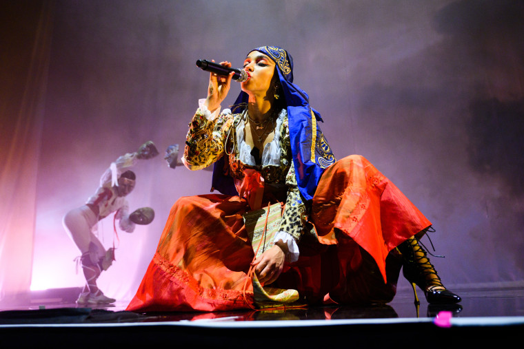 The agony and the ecstasy of FKA twigs