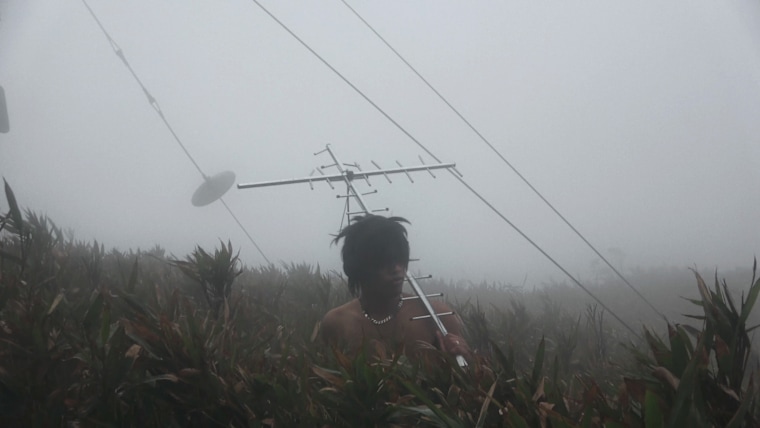 Ecco2k drops first solo song in 5 years, “Aldehydes and Ketones”