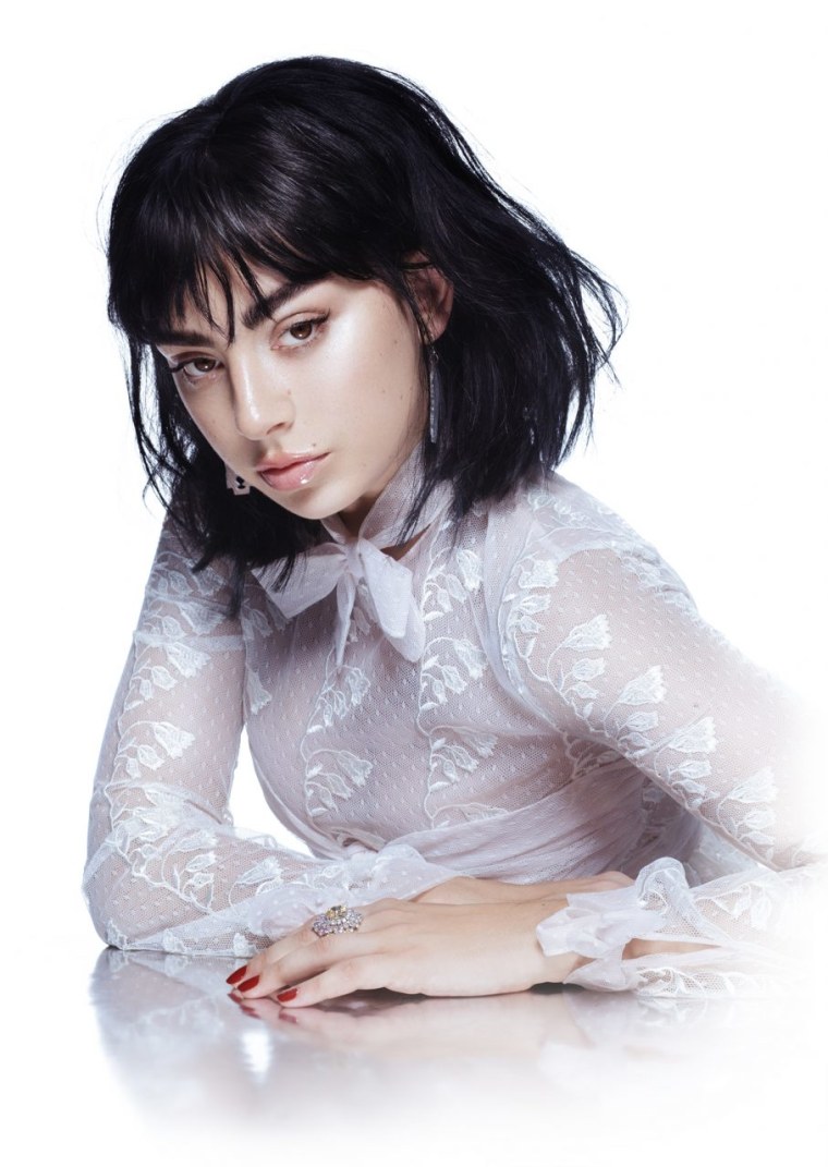 Holy shit, this “acoustic remix” of Charli XCX’s “Lucky”