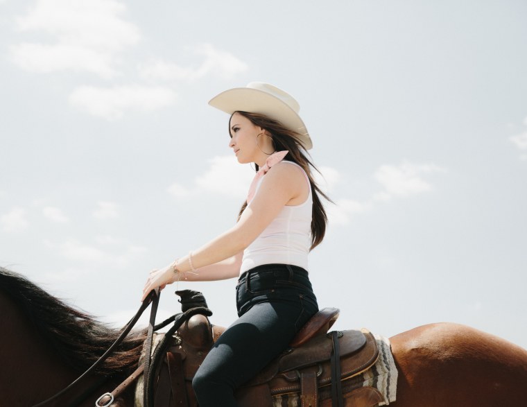 The Story Behind “Dime Store Cowgirl,” The Best Song On Kacey Musgraves’ <i>Pageant Material</i>