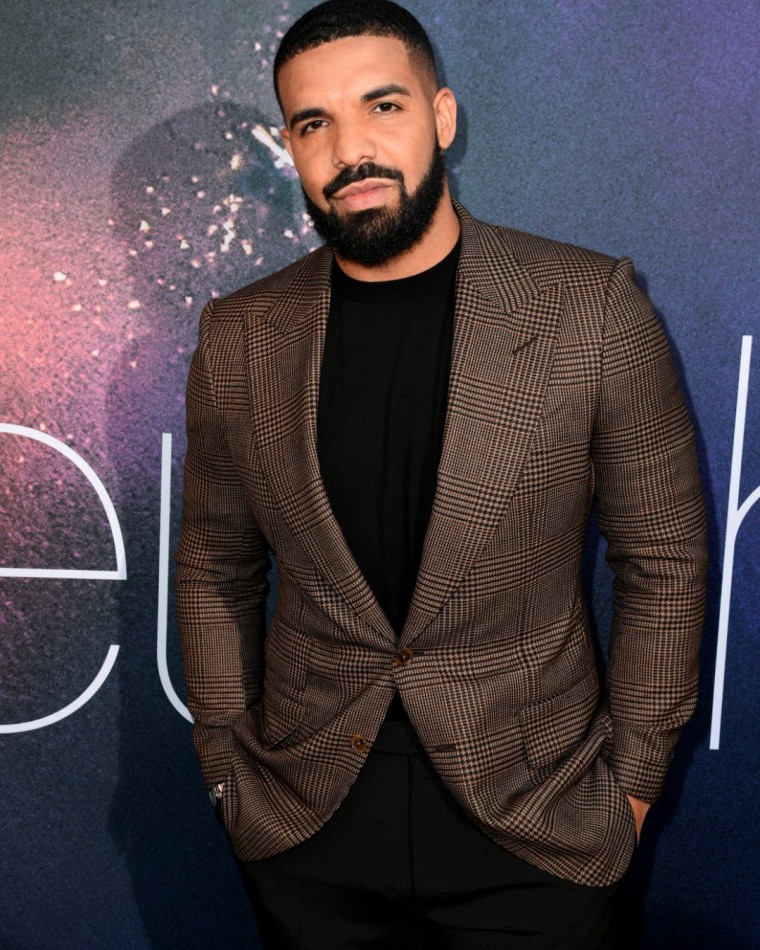 A new Spotify lawsuit claims Drake has “billions” of fake streams