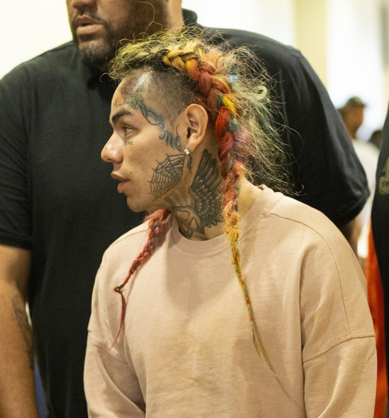 Report: Judge denies 6ix9ine’s motion to serve prison sentence at home