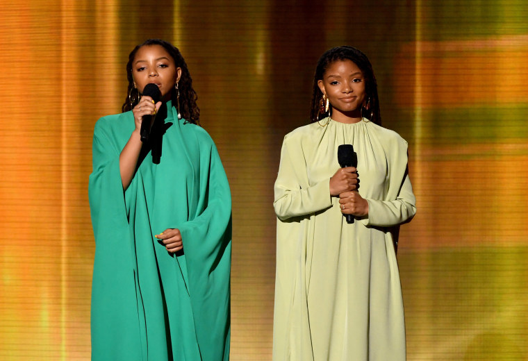 Watch Chloe x Halle’s stunning cover of “Where Is The Love” at the 2019 Grammys