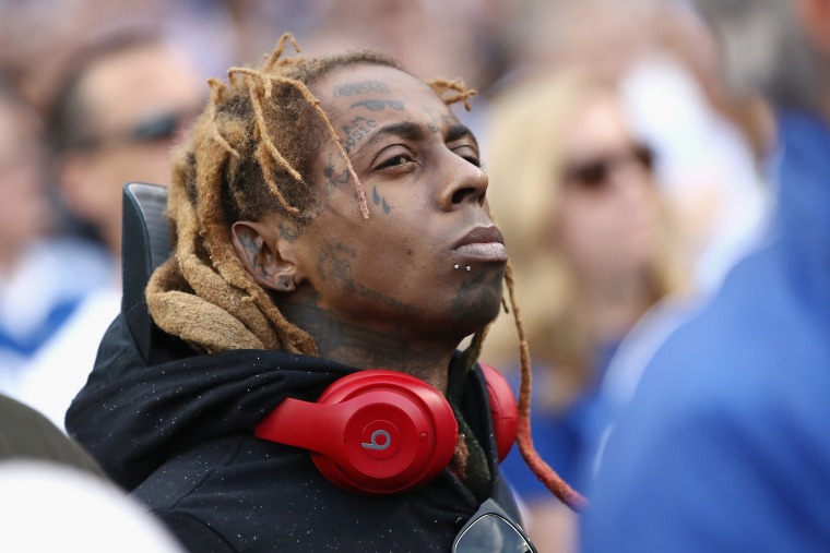 Several injured after stampede at Lil Wayne’s Lil WeezyAna Festival