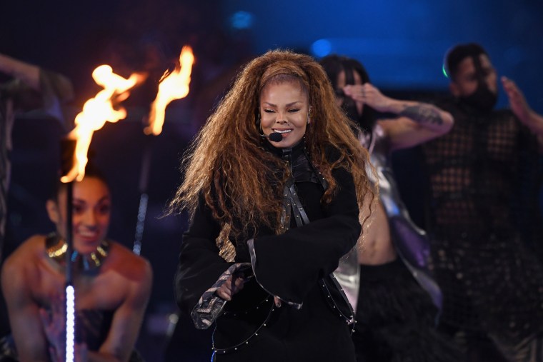 Janet Jackson to be inducted into Rock Hall Of Fame