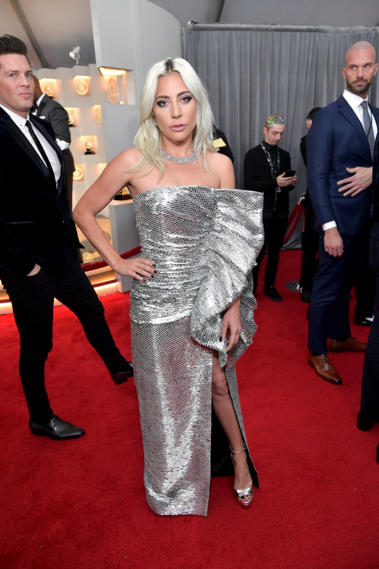 Watch Lady Gaga Perform “shallow” At The 2019 Grammys The Fader 6034