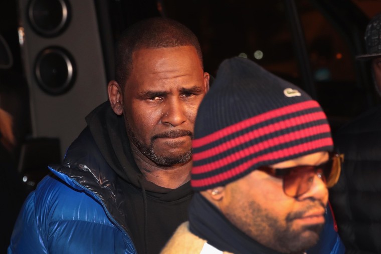 A suburban woman reportedly posted R. Kelly’s $100,000 bail