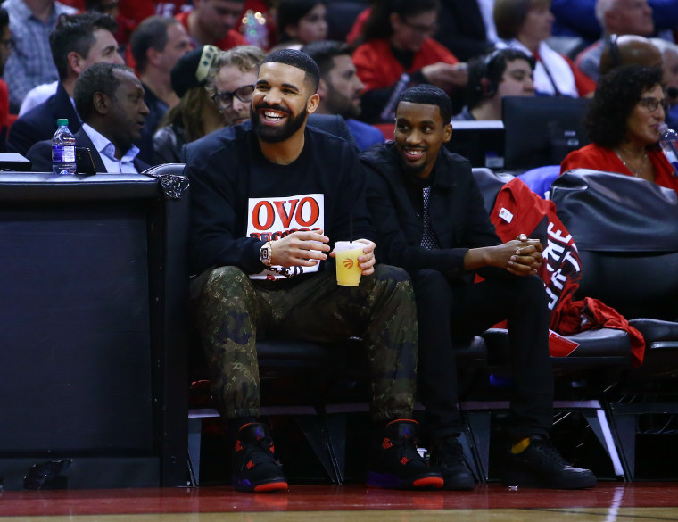 Drake cursed all 4 NFL teams entering championship Sunday 