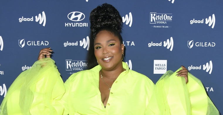 Watch Lizzo perform her new song “Special” while hosting “SNL”