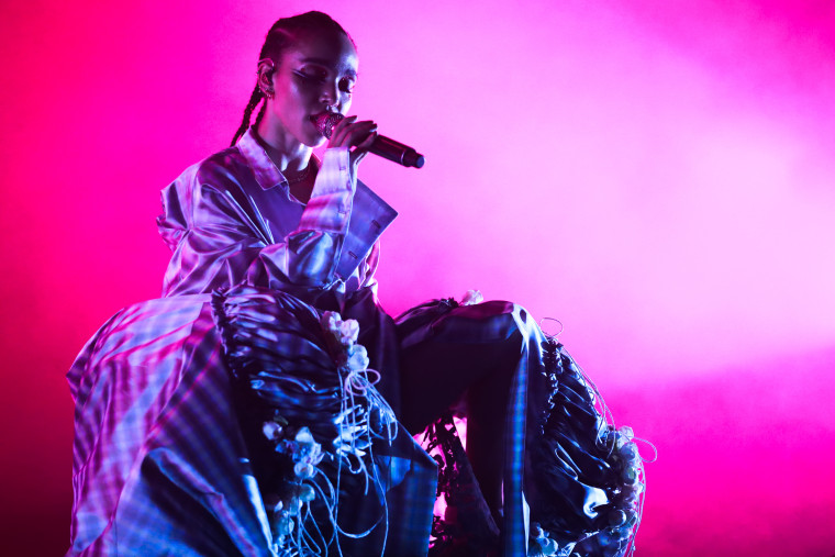 FKA twigs discusses Shia LaBeouf allegations in Gayle King interview ...