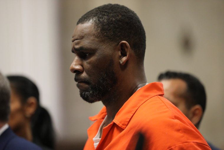 Money seized from R. Kelly prison account to pay victims