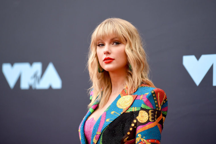 Taylor Swift’s former label denies claims they are attempting to block use of her music