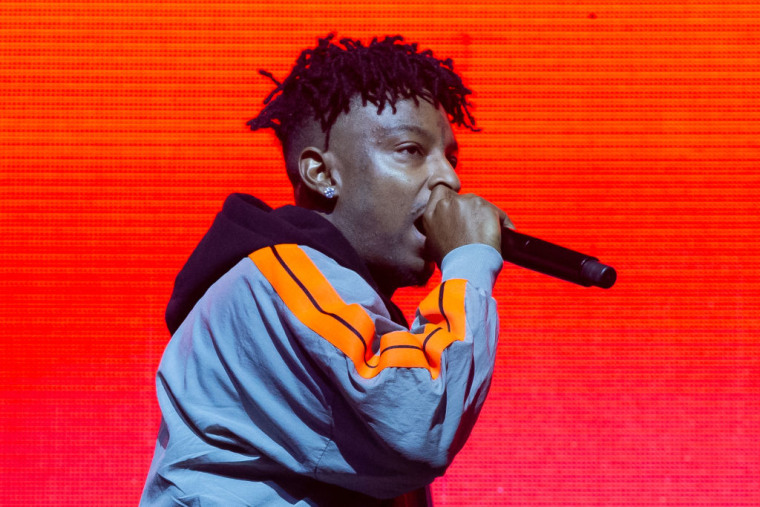 Report: 21 Savage unable to leave the U.S. as he awaits trial date