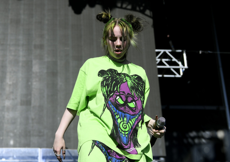 Here’s how Billie Eilish bent gravity to her will on <i>Saturday Night Live</i>